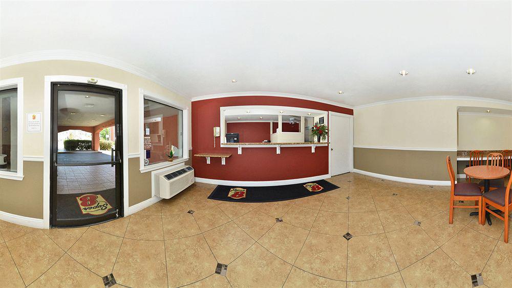 Super 8 By Wyndham Bakersfield/Central Екстер'єр фото